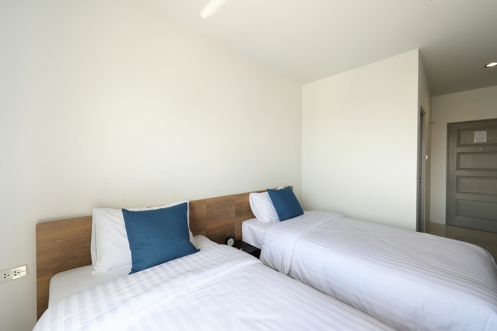 Sukh Serviced Apartment Ban Kho Hong Exterior photo